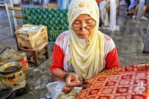 滲透印尼人一生的蠟染，不僅是世界非遺，更是印尼的「國寶」 每日頭條