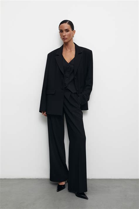 Пиджак оверсайз с боковыми разрезами купить в интернет-магазине ...