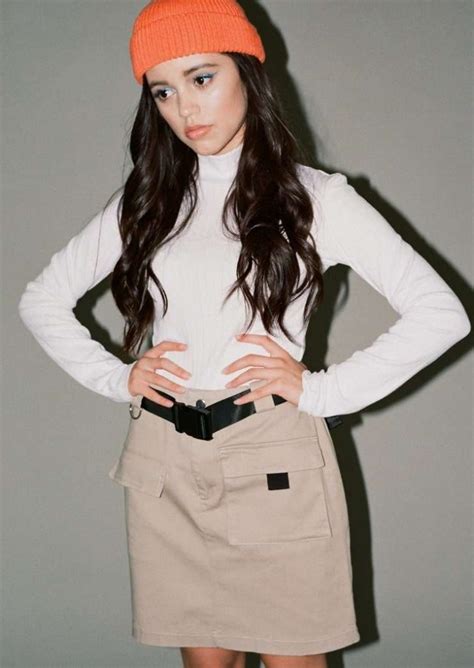 40 Hot Jenna Ortega Ass Photos 12thBLOG