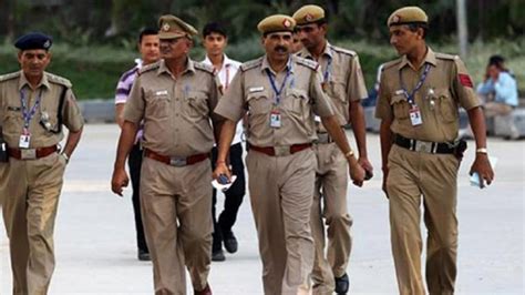 Uttar Pradesh Police Recruitment 2018 Begins Today 49568 Posts For