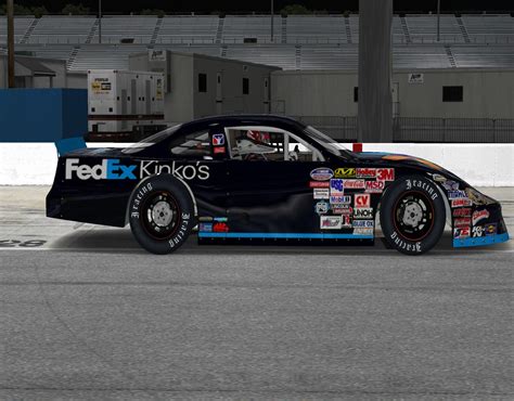 Understanding the evolution from kinkos to the modern fedex office 11