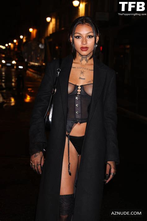 Ogee Sexy Seen Flashing Her Tits At The Etam Show In Paris Aznude