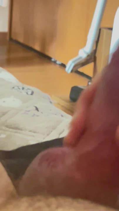 Solo Masturbation Petit Plaisir Matinal Gay Amateur Porn Feat