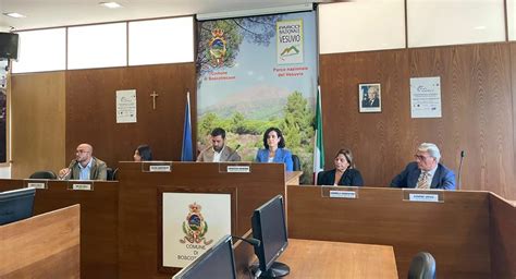 Boscotrecase Presentato Il Progetto Spazi Civici Di Comunit