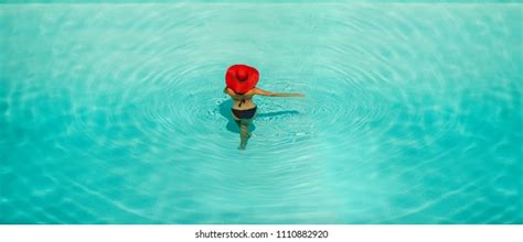 No Nude Sunbathing Images Stock Photos Vectors Shutterstock