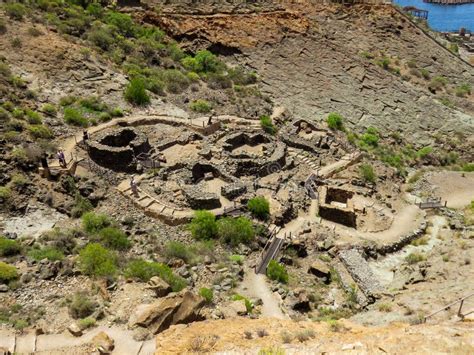 Archaeological Site Las Crucecitas English Small Crosses In Puerto