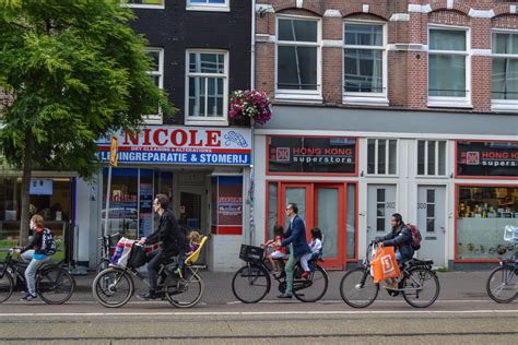 DCE - Bicycle Mobility Facts & Figures in the Netherlands