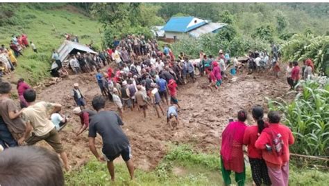 गुल्मीको मालिकामा पहिरोमा पुरिएर एकै परिवारका ५ जनाको मृत्यु