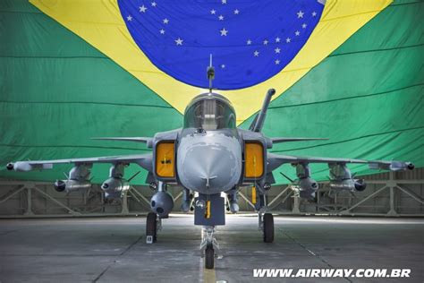 FAB recebe o primeiro caça Gripen NG mas apenas em maquete Airway