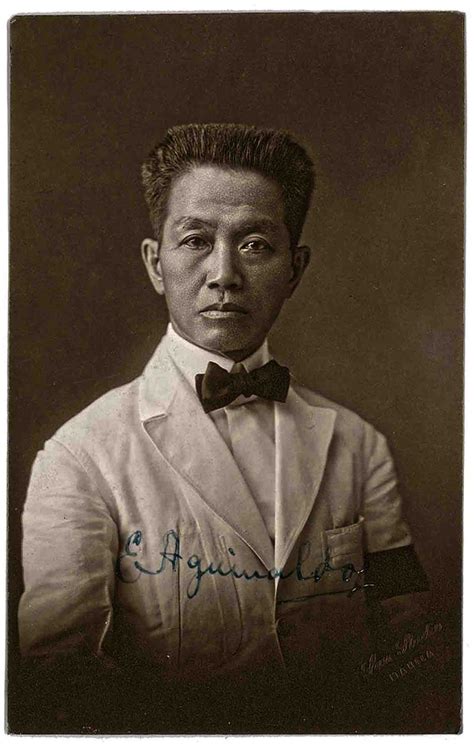 homeworks mga larawan ni emilio aguinaldo naging pangulo ng pilipinas