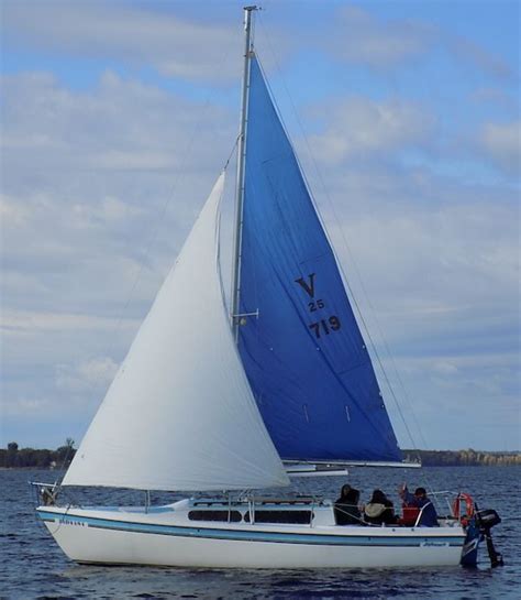 Macgregor 25 Sailboatdata Sailboat Sailboat Design Macgregor