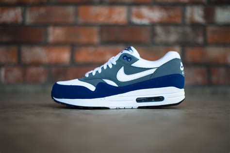 Nike Air Max 1 Essential Royal White Sneaker Box