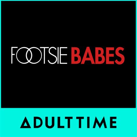 FOOTSIE BABES Sexy Latina Feels Horny And Wants To Please Her Man With Her Pussy And Her Feet