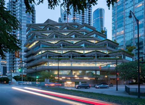 Home Evergreen Building Quadreal