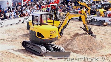 EXCAVATOR SHOW WACKER NEUSON CONEXPO LAS VEGAS DEMONSTRATION YouTube