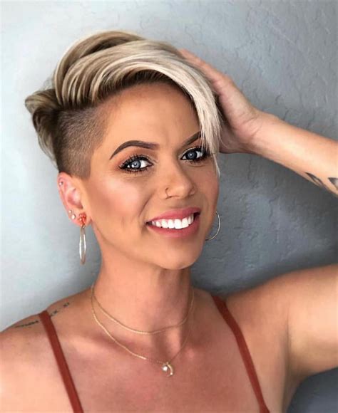 Ash Blonde Short Pixie Haircuts For Women To Be Cool Mycozylive