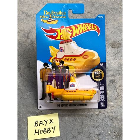 Hot Wheels International Carded Hw Screen Time The Beatles Yellow Submarine Yellow