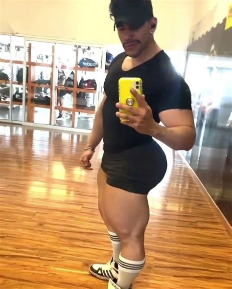 Muscle Men Bulge Buttocks Workout Butt Workout Thicc Men Disney Dudes Men In Tight Pants