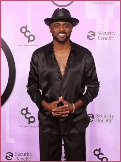 Wayne Brady Opens Up About His Sexuality Comes Out As Pansexual