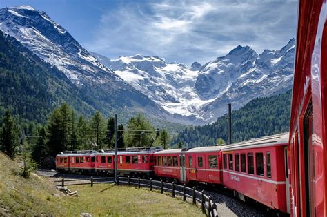 famous scenic train journeys  europe