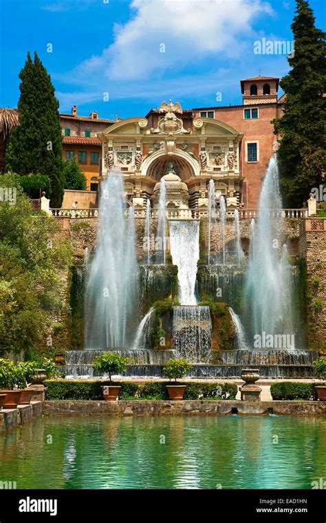 The water jets of the Organ fountain, 1566, Villa d'Este, UNESCO World ...