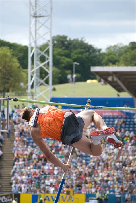 Men S Pole Vault Sarahlouisehathaway Flickr