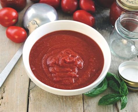 Passata recipe - Italy Travel and Life