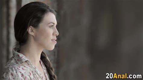 Dick Sucking Brunette Beauty