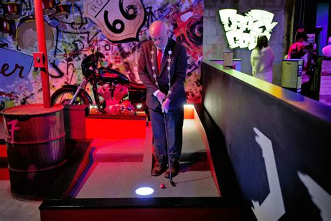 Mulligans, Mini Golf, Norwich - UK | Greenspan