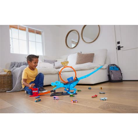 Автотрек Hot Wheels Полювання Ті Рекса HKX іграшки з доставкою від ROZETKA