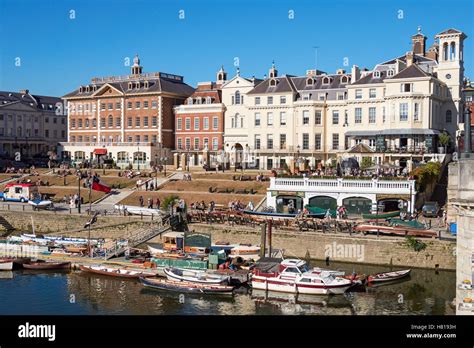 Richmond Riverside, London England United Kingdom UK Stock Photo - Alamy