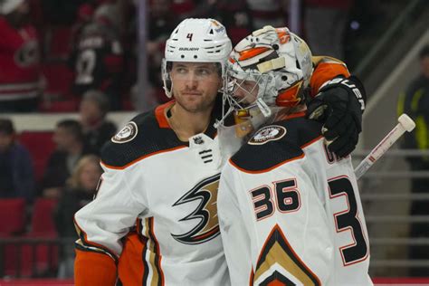 Anaheim Ducks Notes: Future of John Gibson, Anaheim Searching For Offense, Pat Verbeek’s Roster ...