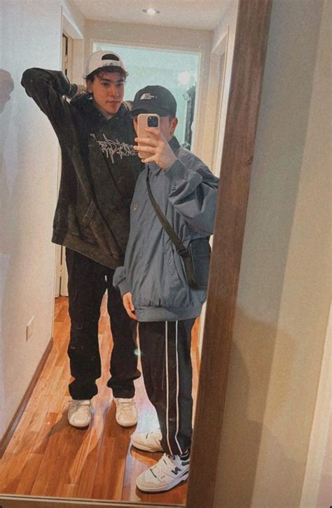 Pin de you re gay en ๑ ₃๑ makeup Ilustración satírica