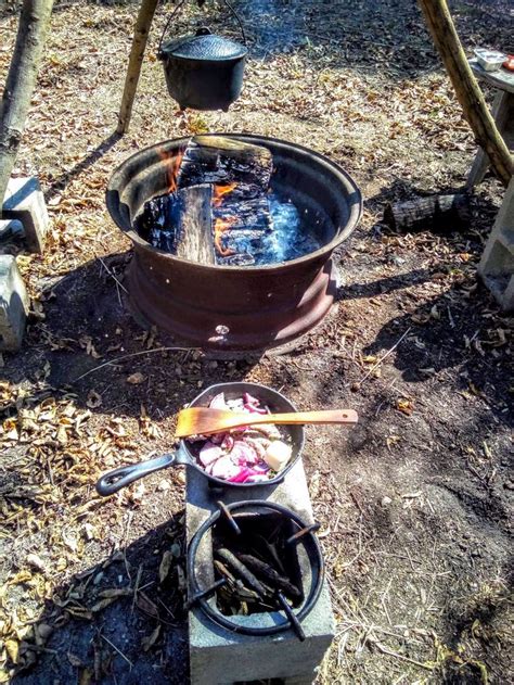 Pin By Drink Love Eat On Campfire Cast Iron Cooking Cast Iron