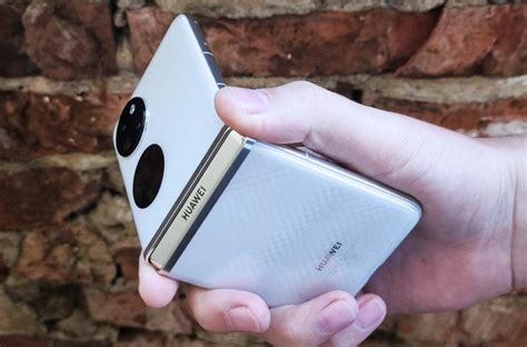 Huawei P50 Pocket Princ Krasoň mezi skládačkami recenze