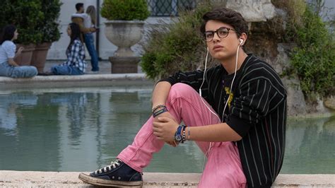 Recensione Il Ragazzo Dai Pantaloni Rosa Cineuropa