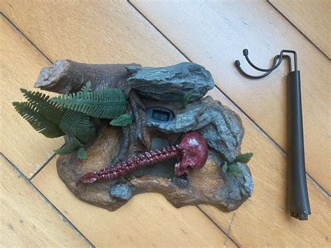 Hot Toys MMS Predator Figure Hottoys MMS 鐵血戰士 興趣及遊戲 玩具 遊戲類 Carousell