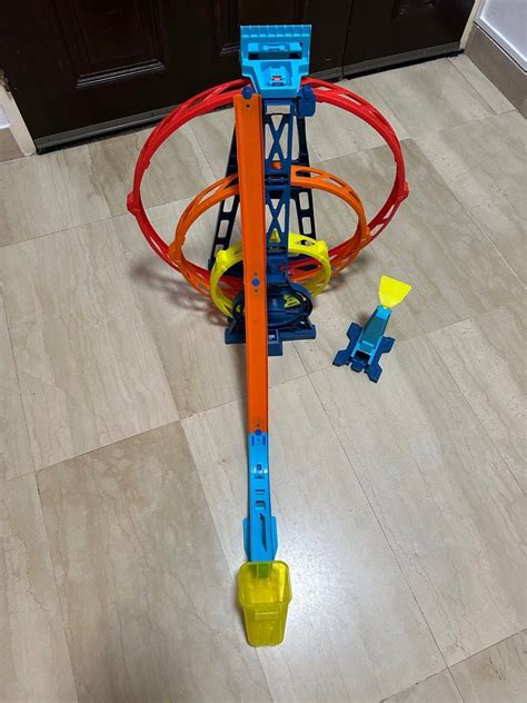 Hot Wheels Track Builder Triple Loop Kit Hobbies Toys Toys Games On Carousell