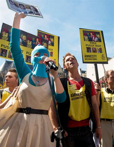 Pussy Riot Nouvelles Manifestations De Soutien Elle