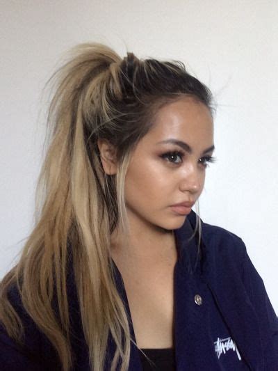 Pin By Miss Paper Face On Buns Bunches And Ponytails Hair Styles Asian Hair Blonde Hair