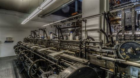 gambar mengangkut kendaraan pabrik industri mesin uap produksi