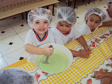 Maternal e Infantil - Aula de culinária bolo de limão refrescante