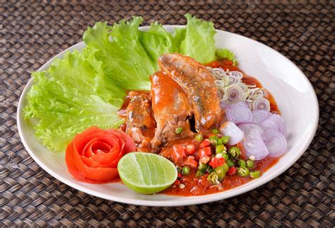 Premium Photo Spicy Fish Canned Sardines Saladthai Food