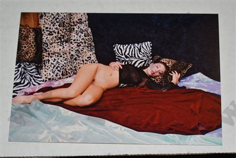 AdultStuffOnly Busty Curvy Woman Nude Amateur Pinup Girl Original Photo Vintage Photograph