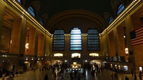 Commuters are loving the newest bar in grand central station ny 29