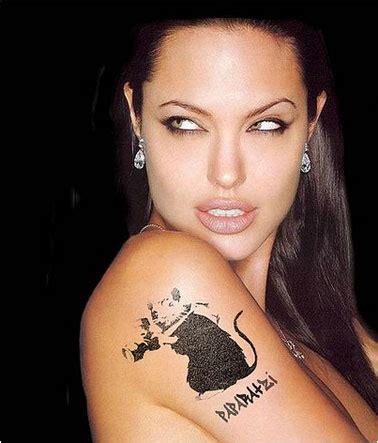 Famous Actors and Actresses - Wallpapers, Biography: Angelina Jolie Tattoos