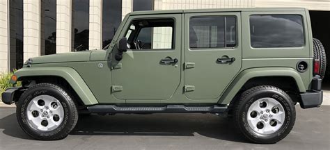 Military Green Matte Wrap For Jeep Custom Vehicle Wraps