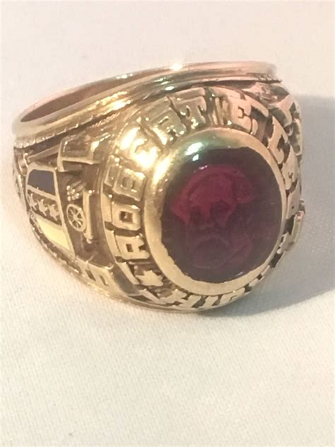 Robert E Lee Class Ring Vintage 1971 Robert E Lee High School Ring 10kt Yellow Gold Zale S Deep