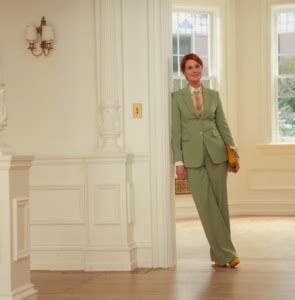 Where Is Carrie Bradshaw S New York Apartment In Sex And The City Located Travel Noire