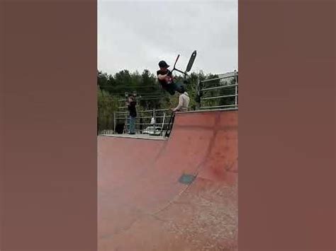 я научился вип фронт-скут#самокат#сургут#трюки#трюкинасамокате# ...